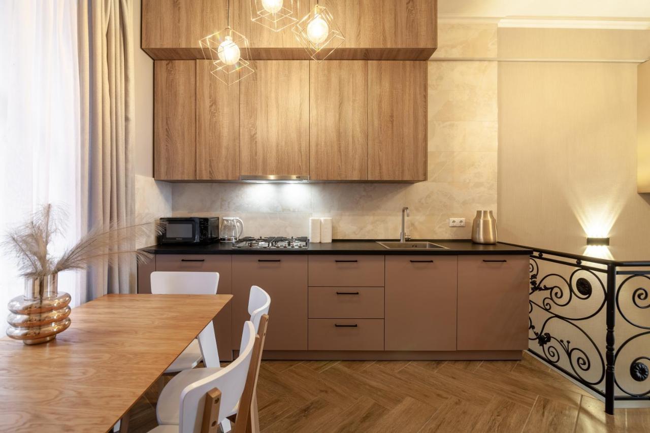 Avangard Saint Teodora III Apart Lviv Exterior photo