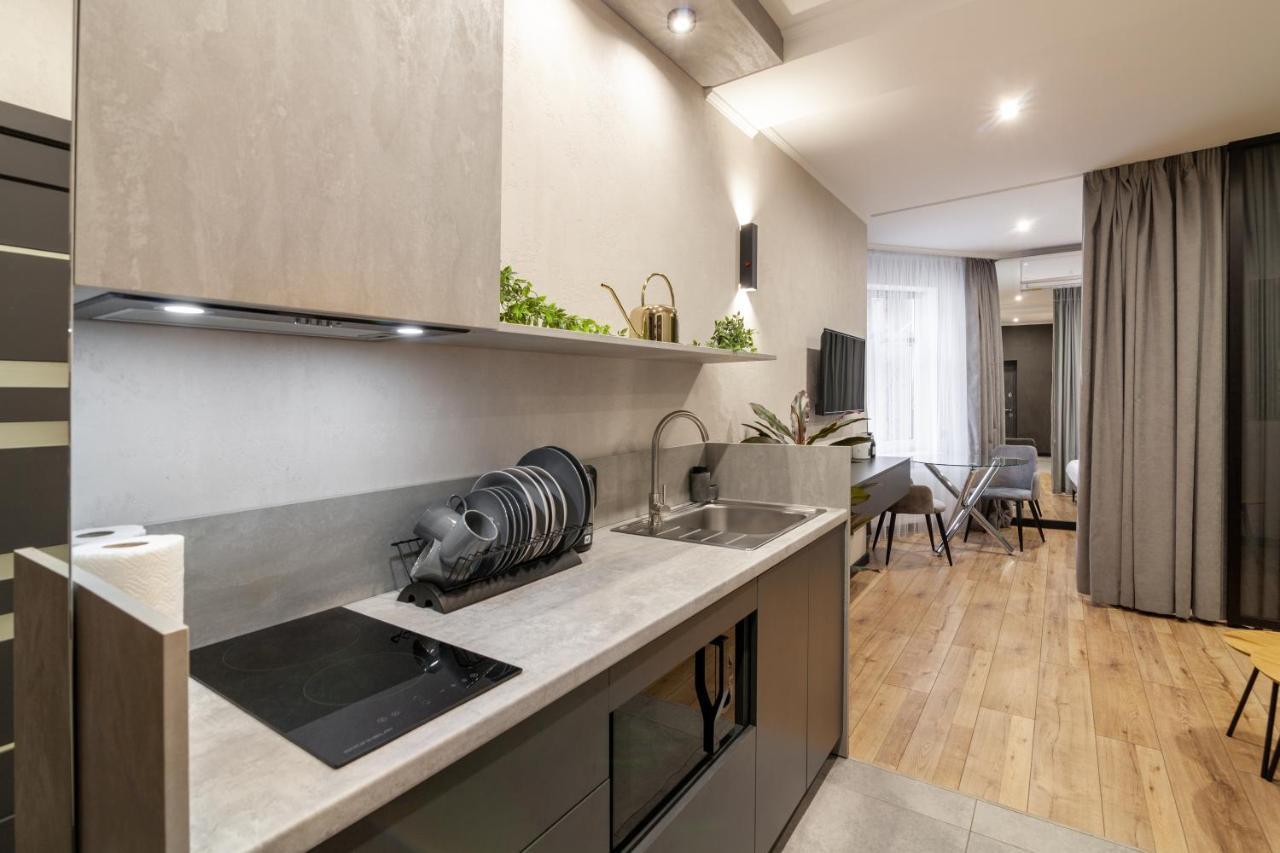 Avangard Saint Teodora III Apart Lviv Exterior photo